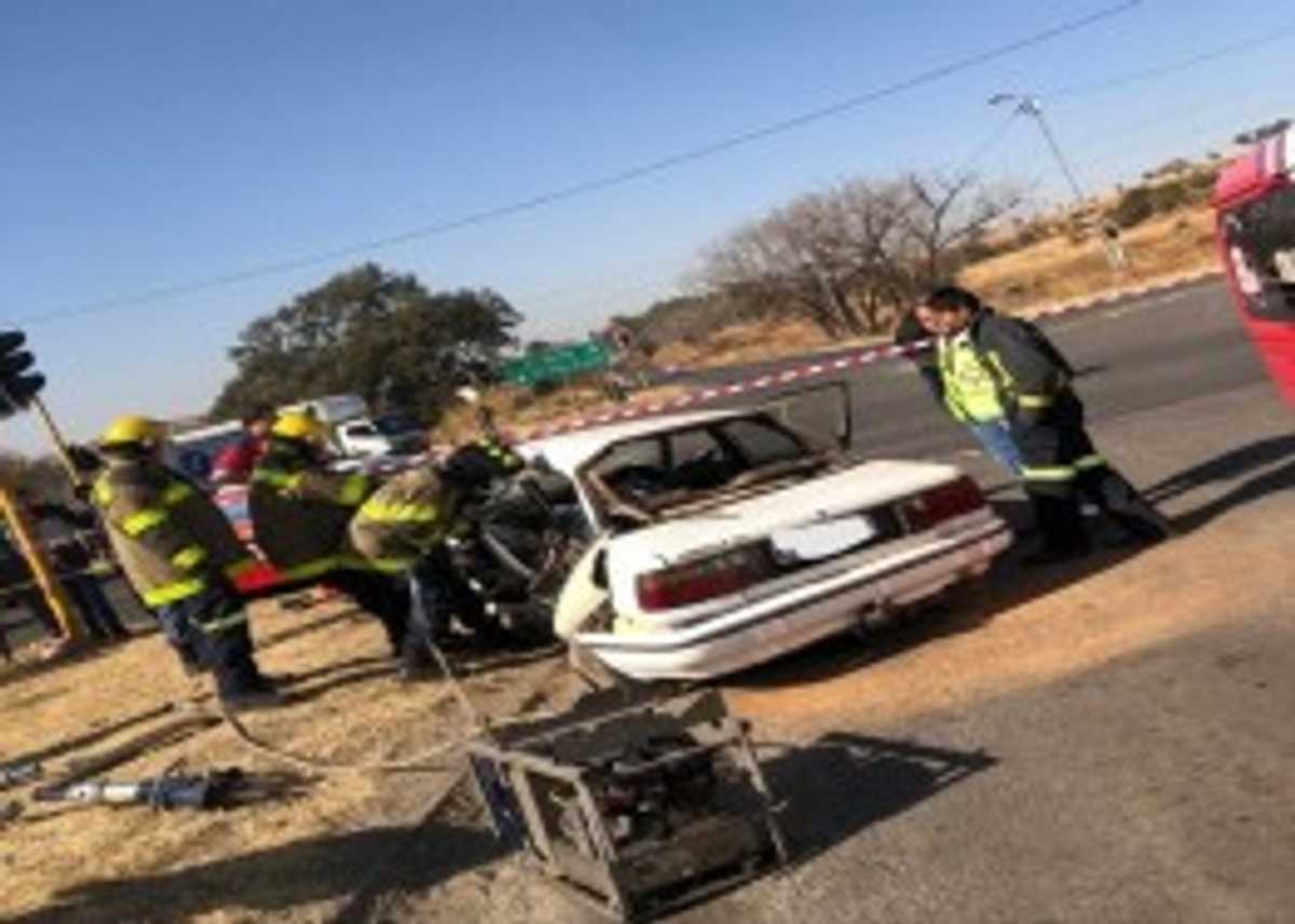 Laudium Resident Killed In Car Crash Laudium Today Keeping Laudium